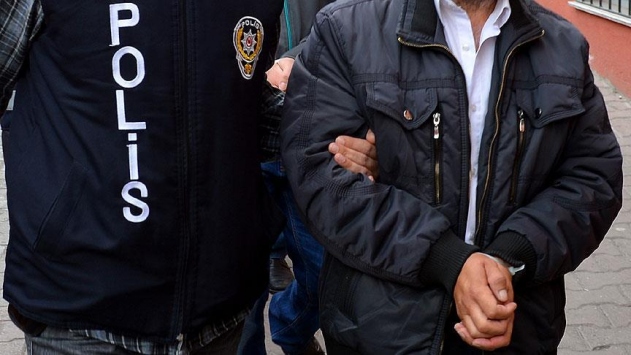 İzmirde 21 FETÖ şüphelisinden 8i tutuklandı